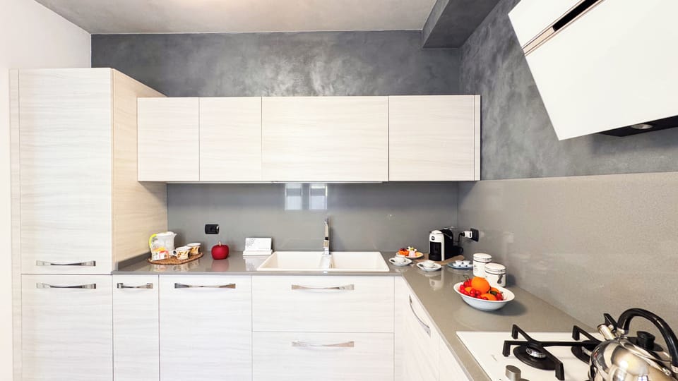 Apartment (2 Bedrooms) | Private kitchen | Espresso maker, microwave, oven, stovetop