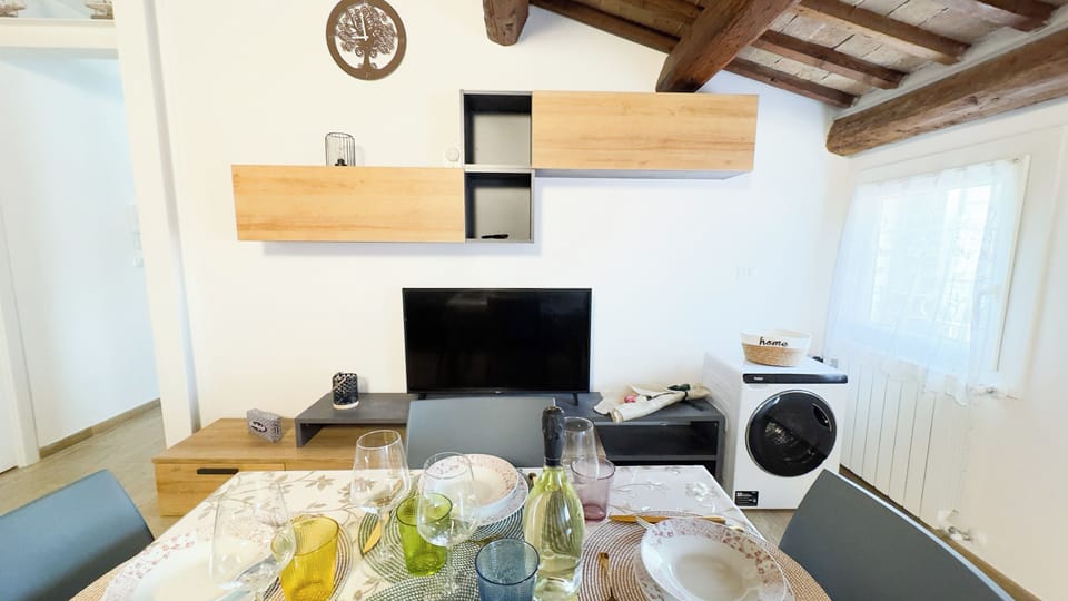 Apartment (1 Bedroom) | Living area | TV