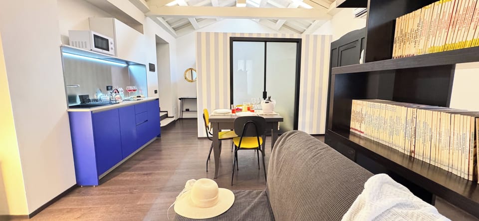 Apartment (1 Bedroom) | Private kitchenette | Microwave, electric kettle, highchair