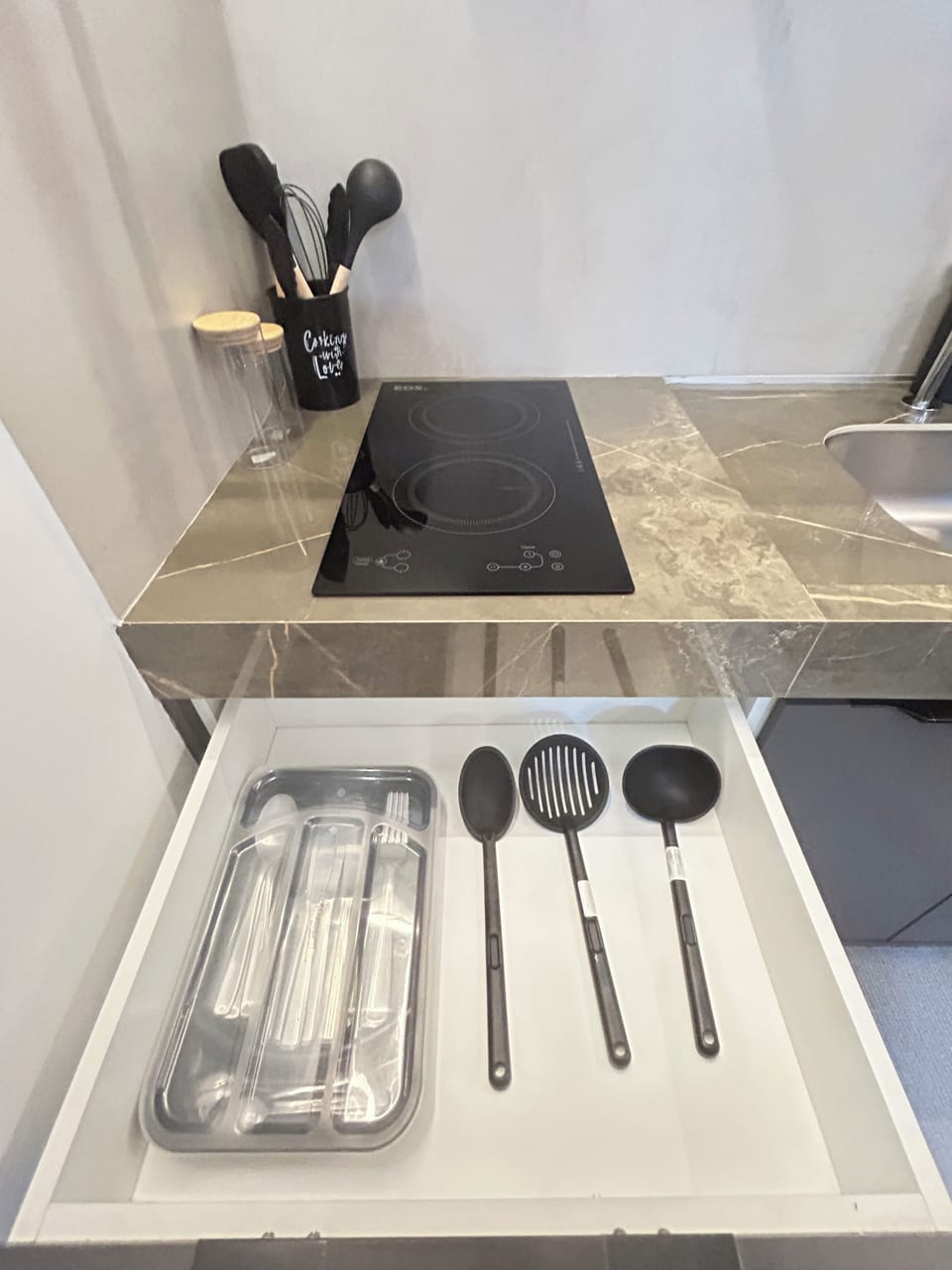 Apartment | Private kitchen | Mini-fridge, microwave, electric kettle, cookware/dishes/utensils