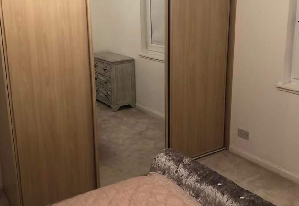 Apartment Sleeps 3 With Wifi Apartment in Scotland