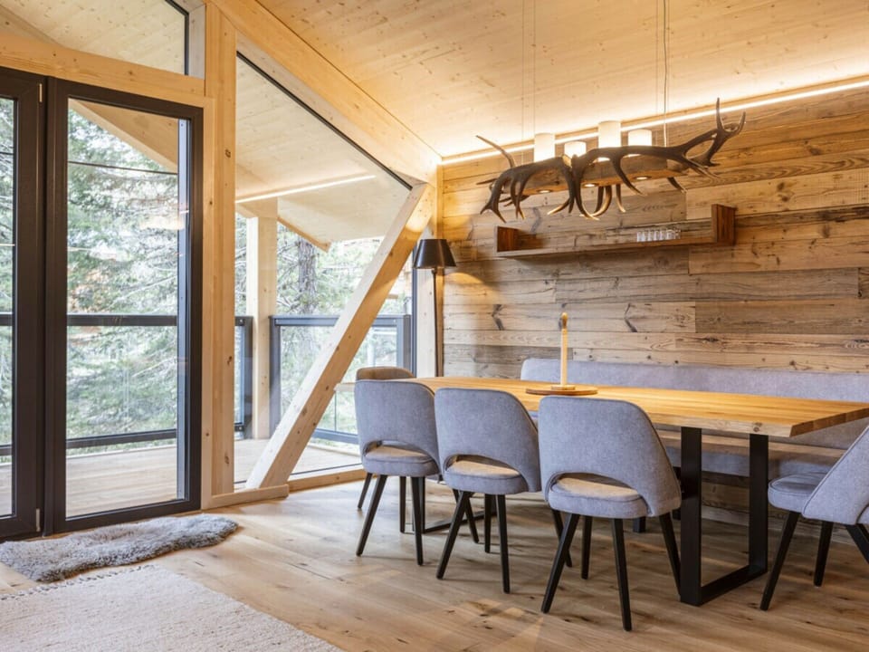 Chalet | Dining