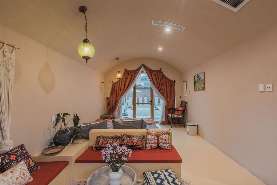 Superior Double Room, Hill View | Interior
