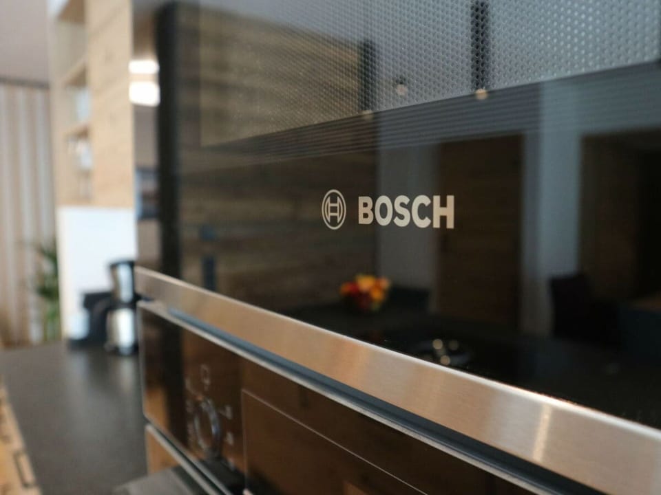House | Microwave
