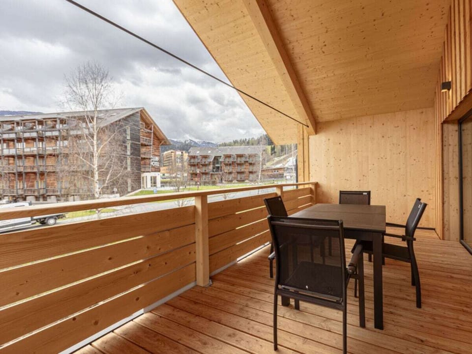House | Outdoor dining