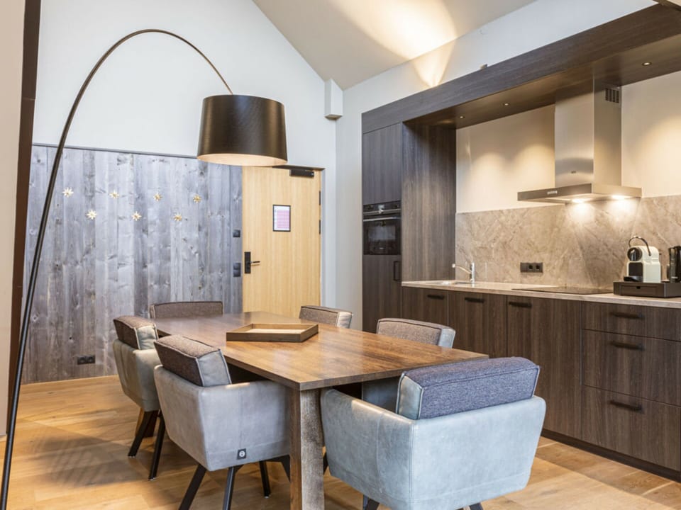 House | Dining