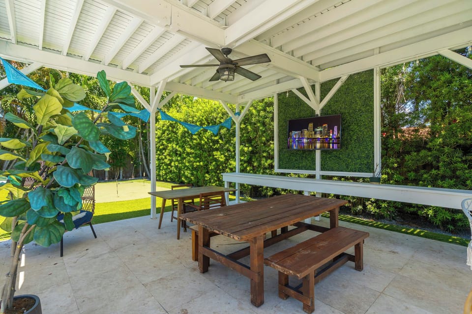 BBQ/picnic area