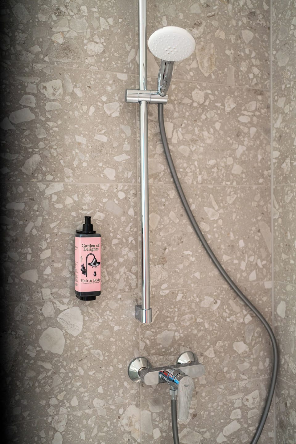 Hand-held showerhead