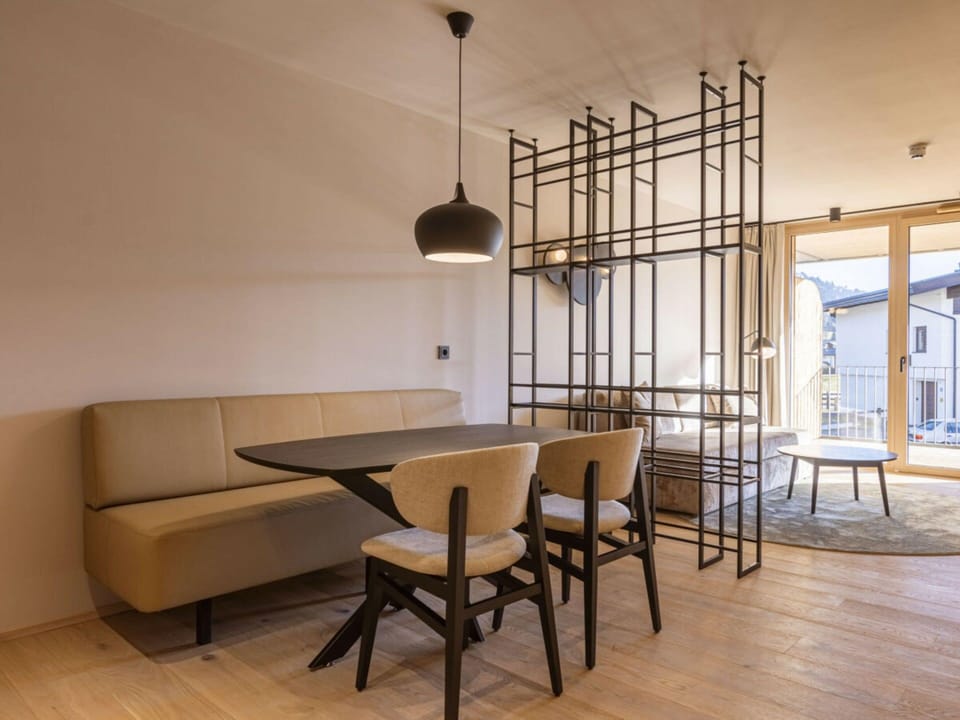 House | Dining