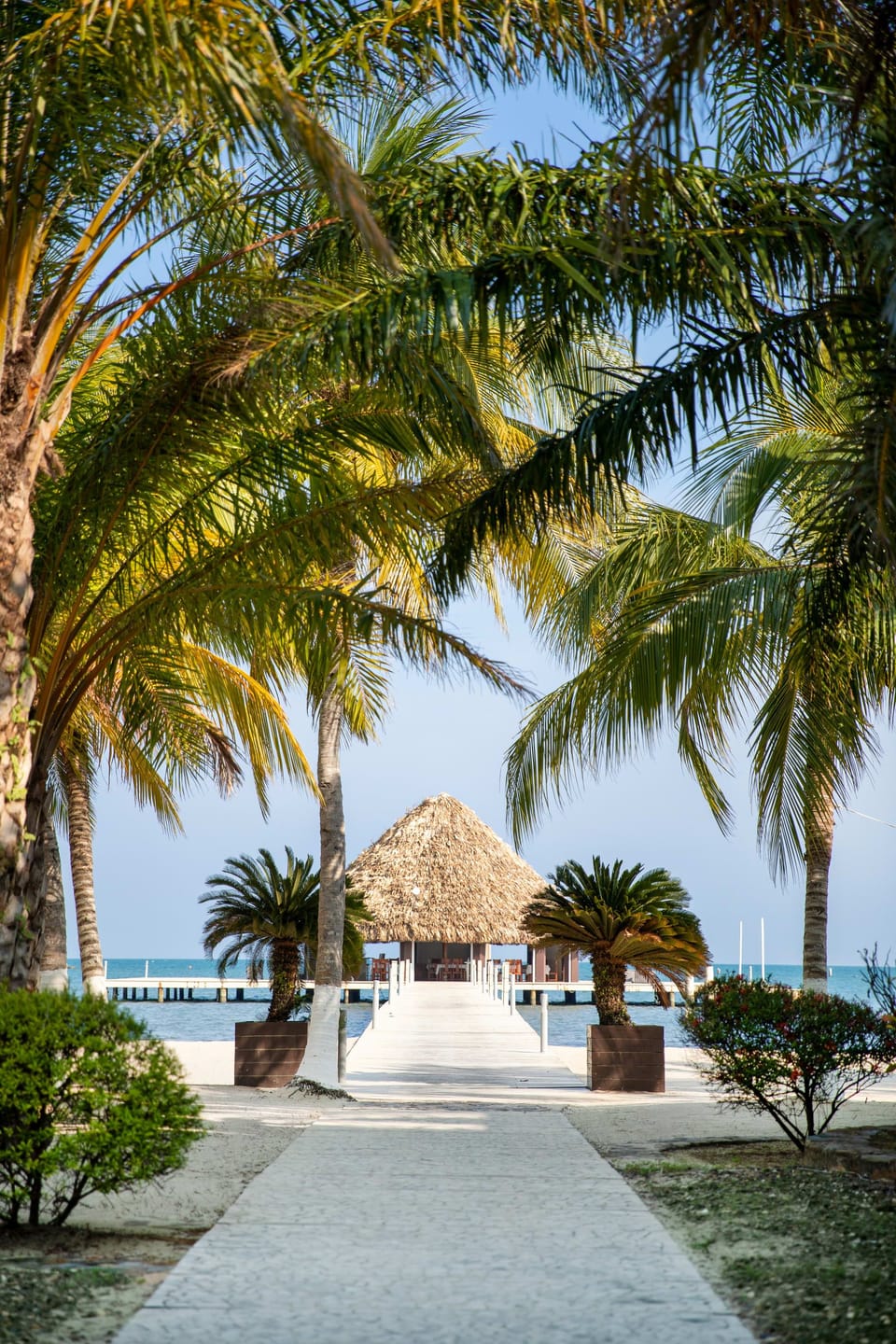 Villa Castello, Private, Amenities, Walk to Beach Cottage in Stann Creek District