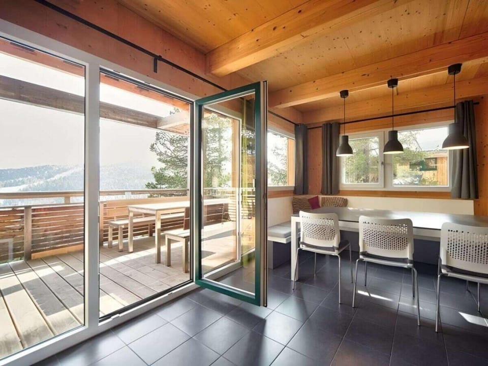 Chalet | Interior