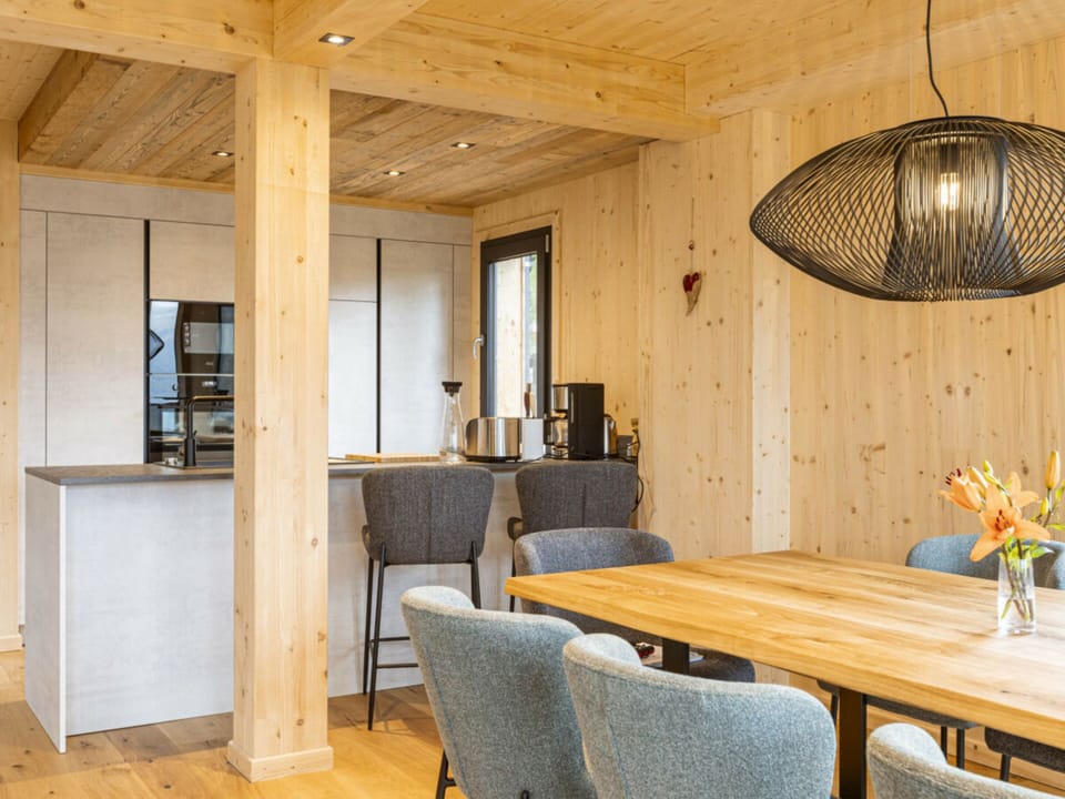 Chalet | Dining