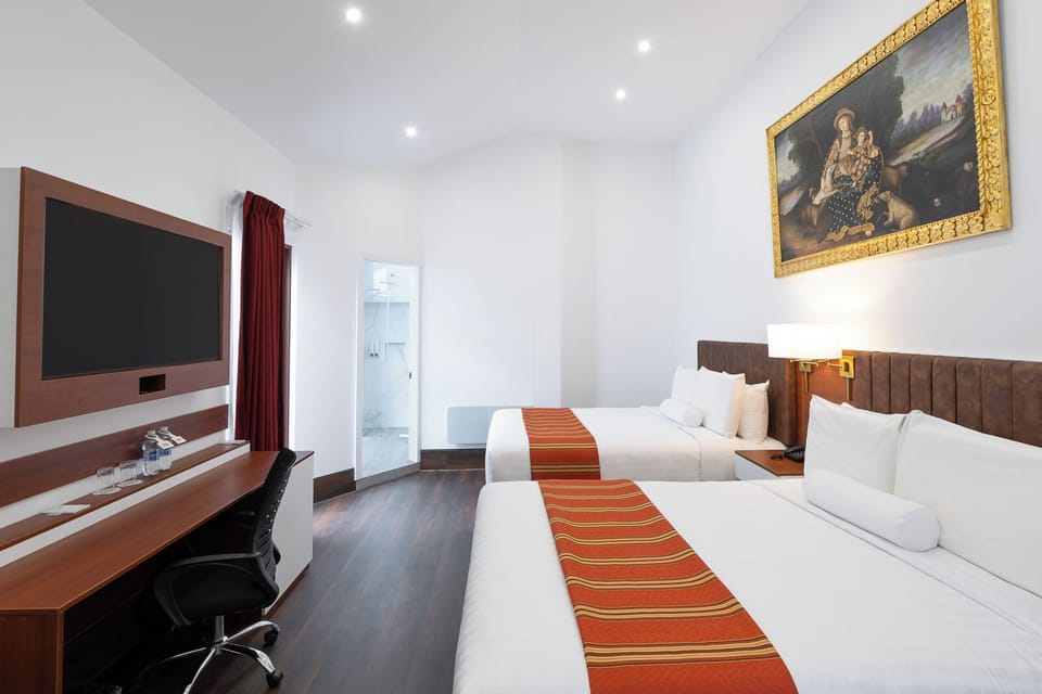 Suite (2 Queen bed) | Premium bedding, minibar, in-room safe, desk
