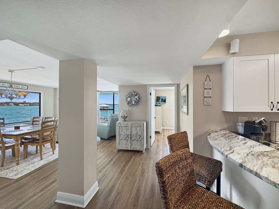 Condo, Multiple Beds, Pool Access, Ocean View (Compass Point 109) | Interior