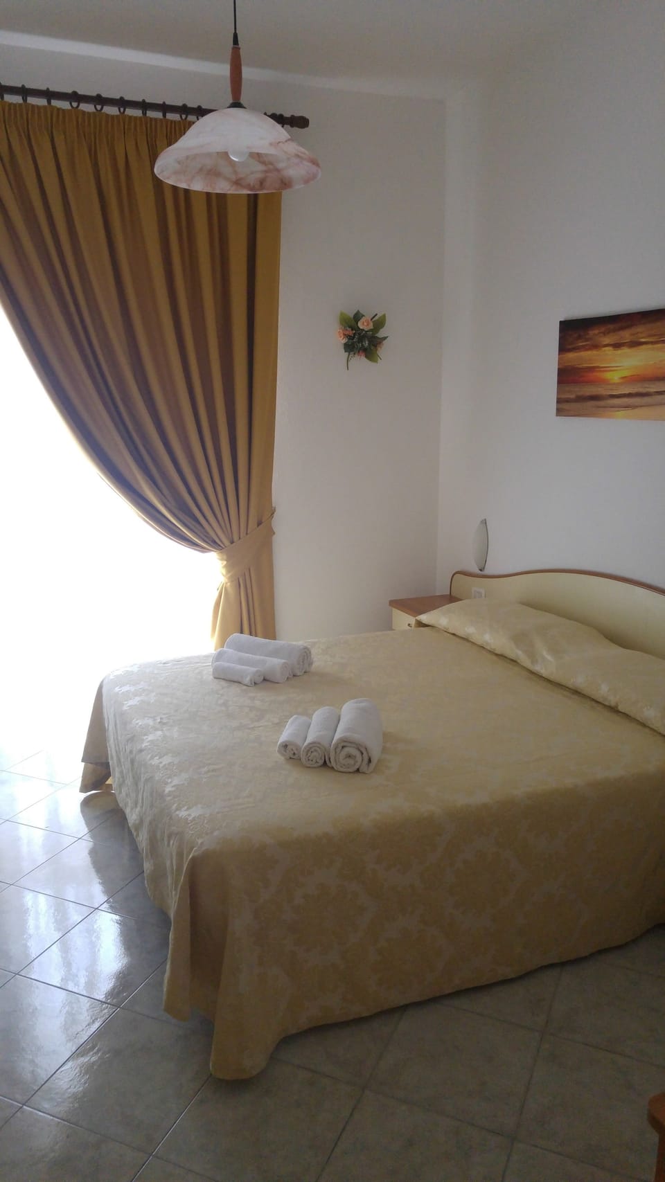 Minibar, in-room safe, desk, cribs/infant beds