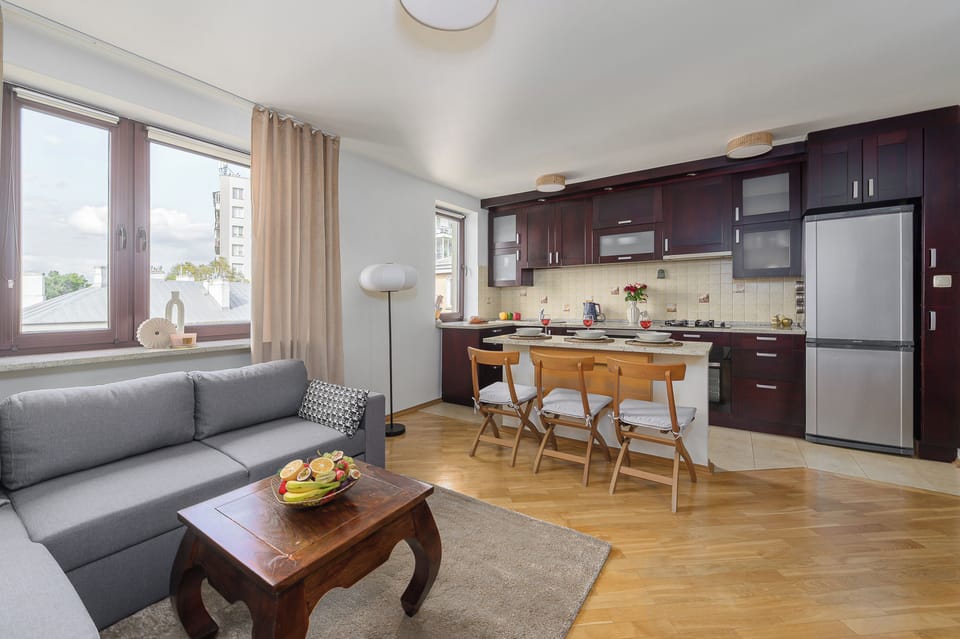 Comfort Apartment, Balcony, Courtyard View | Private kitchen | Espresso maker, electric kettle, highchair, griddle
