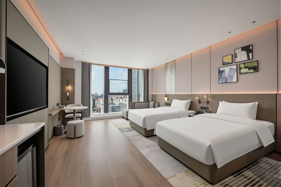 In-room safe, laptop workspace, blackout drapes, soundproofing