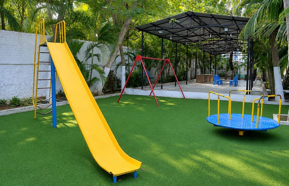 Blue Bay Beach Resort Hotel in Tamil Nadu