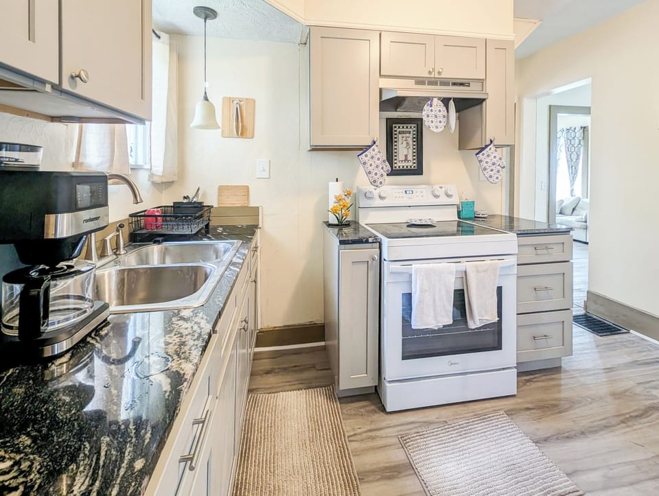 House, Garden View | Private kitchen