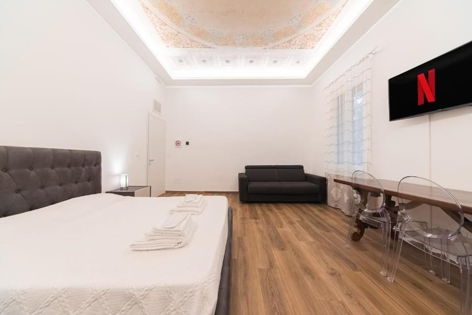 Deluxe Double Room | Soundproofing, WiFi (free)