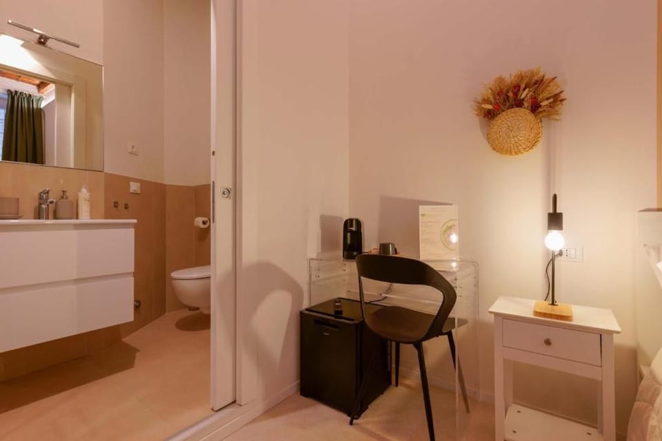 Deluxe Double Room | Bathroom