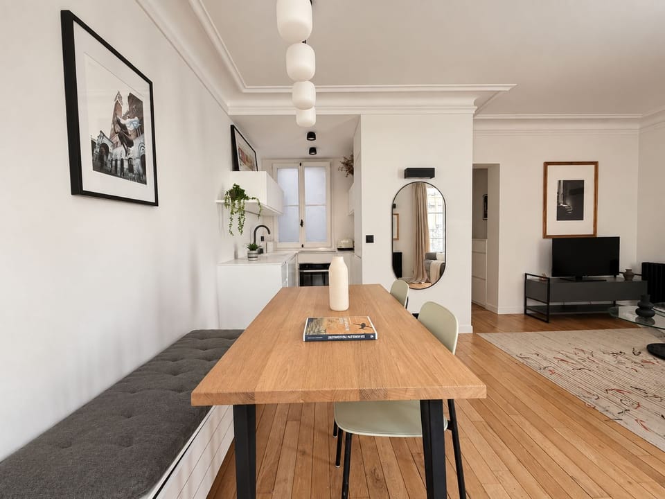 Apartment, Balcony | Living area