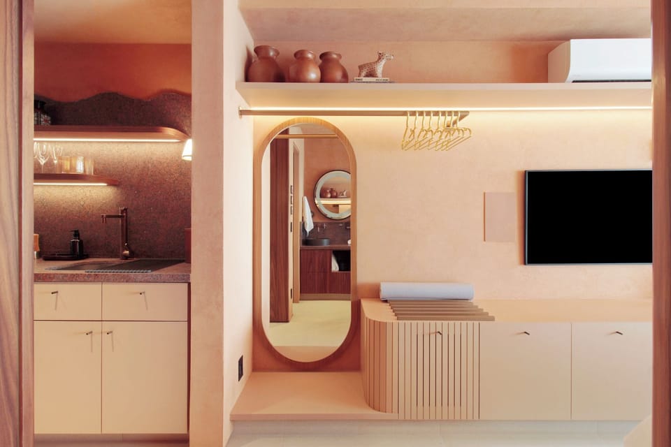 Deluxe Apartment, City View | Private kitchen