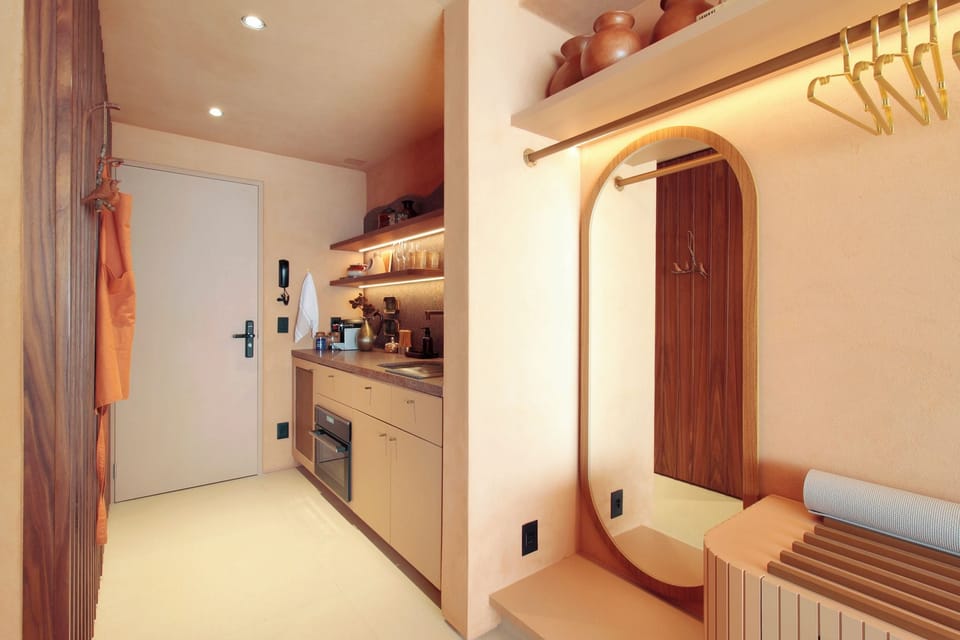 Deluxe Apartment, City View | Private kitchen