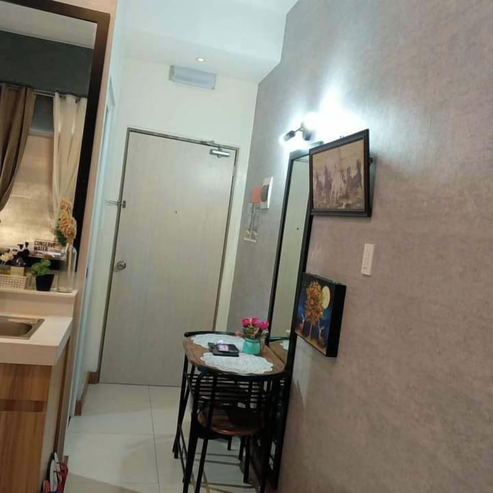 Deluxe Twin Room | In-room dining