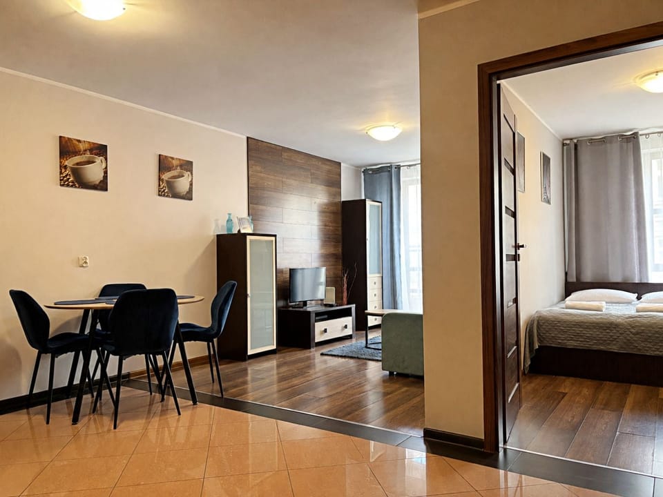 Comfort Apartment | Iron/ironing board, WiFi (free)