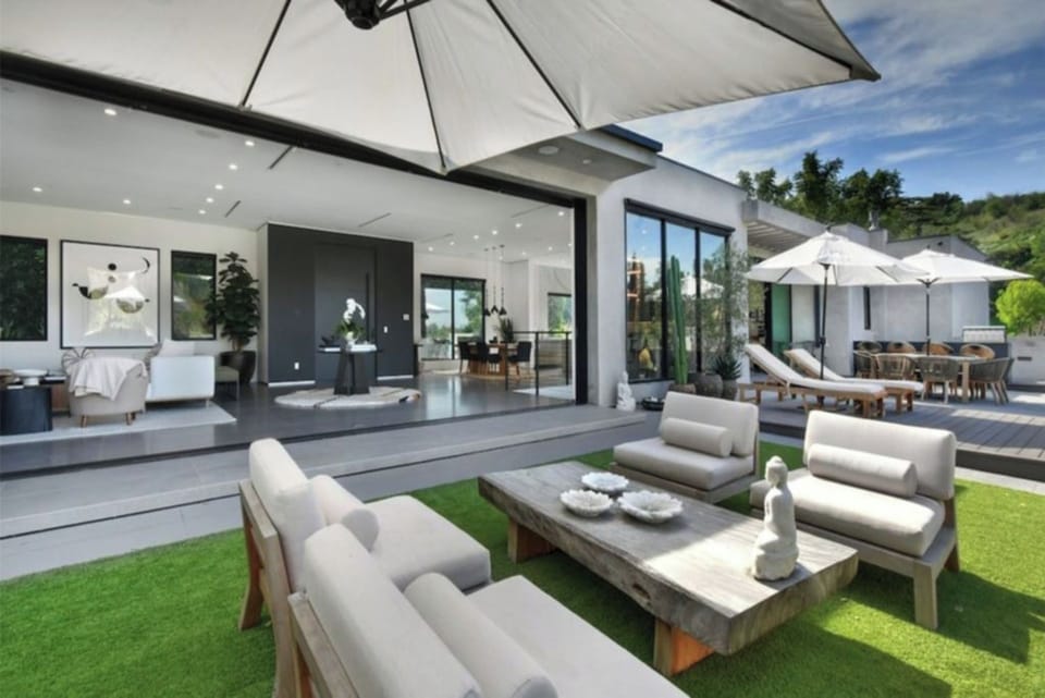 Apartment (4 Bedrooms) | Exterior