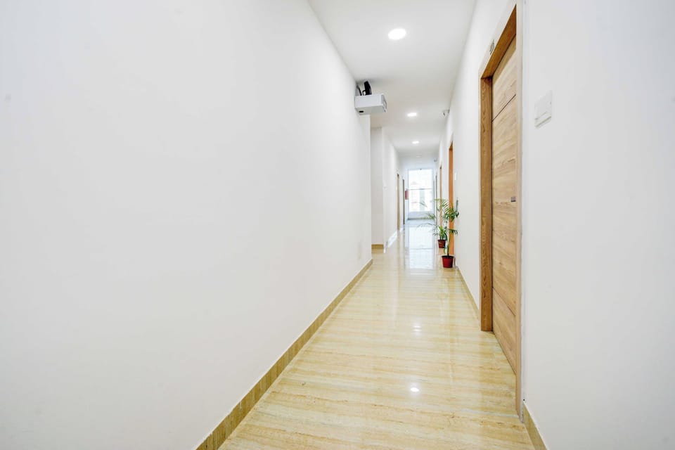 Townhouse Oak LB Nagar Metro Station Hotel in Hyderabad