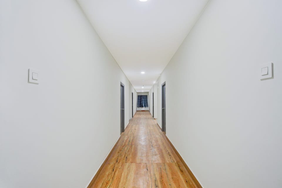 Super Townhouse Vanasthalipuram Hotel in Hyderabad