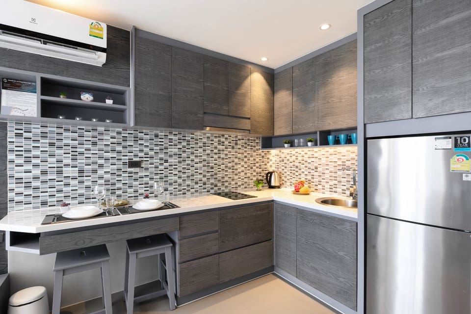 Comfort Apartment, Balcony, Garden View | Private kitchen