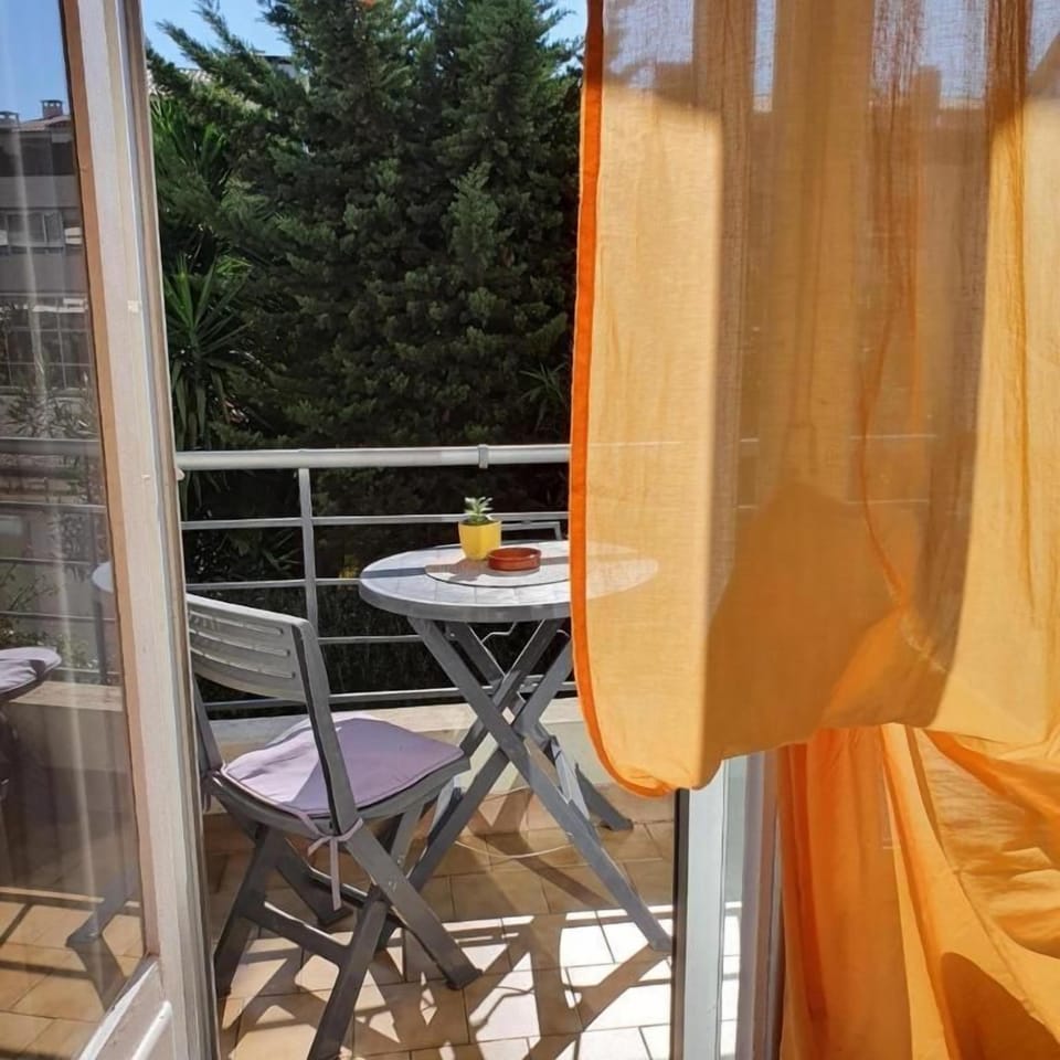 Triple Room | Outdoor dining