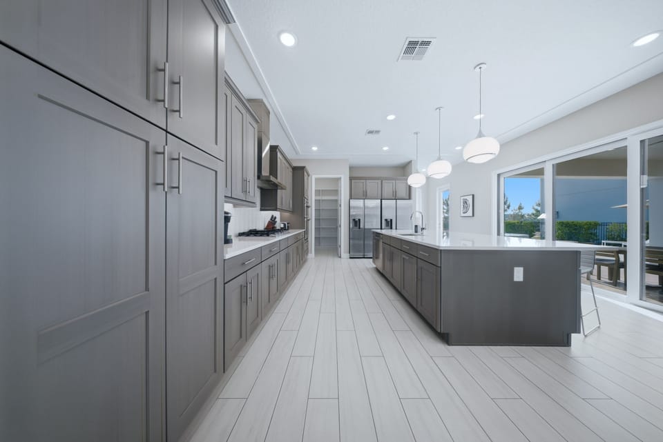 House, Multiple Beds, Pool View (BD014E - The Modern Bear's Den Estate) | Private kitchen