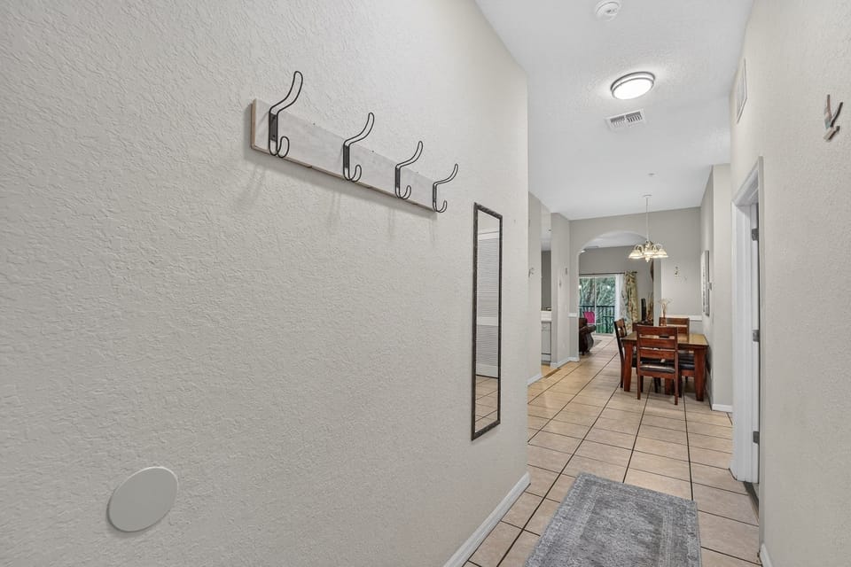 Condo, Multiple Beds, Pool View (BBR101-911-911-3 - Bahama Bay Pause) | Interior