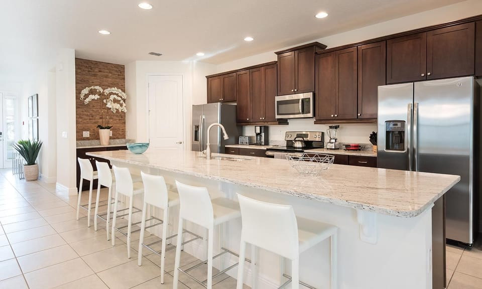 House, Multiple Beds, Pool View (EC191 - The Sleek Sanctuary HAW) | Private kitchen