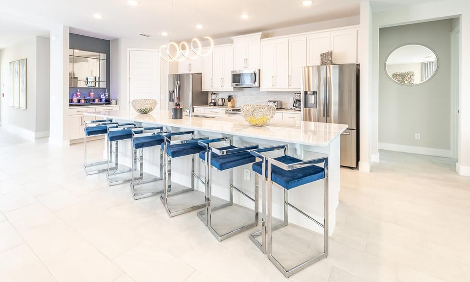 House, Multiple Beds, Pool View (EC354 - The Brightly Energetic Villa) | Private kitchen
