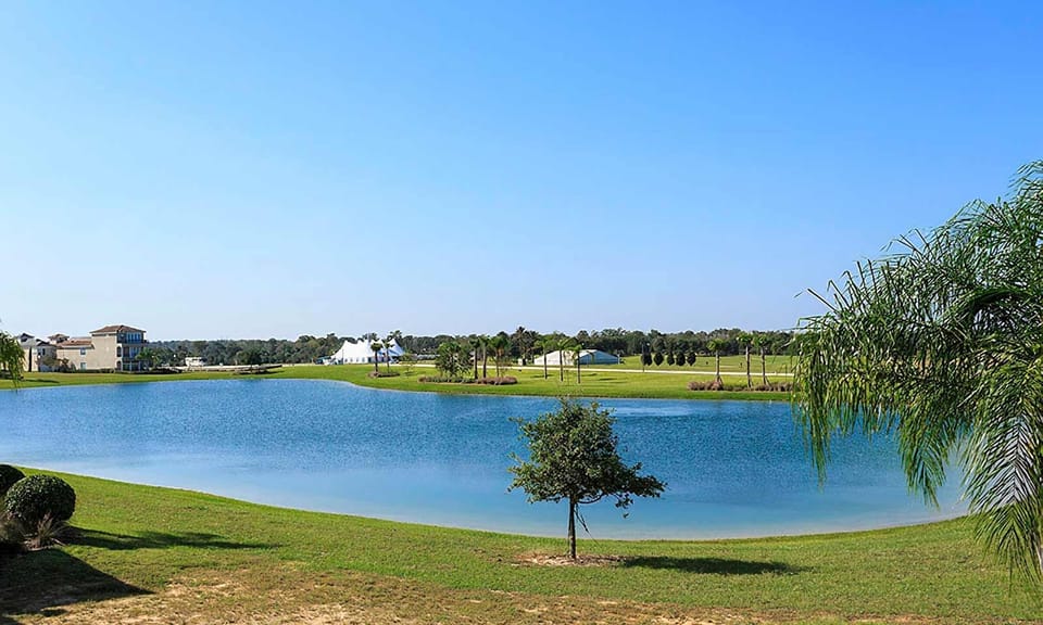 House, Multiple Beds, Pool View (W129 - The Lively Lodge) | Lake view