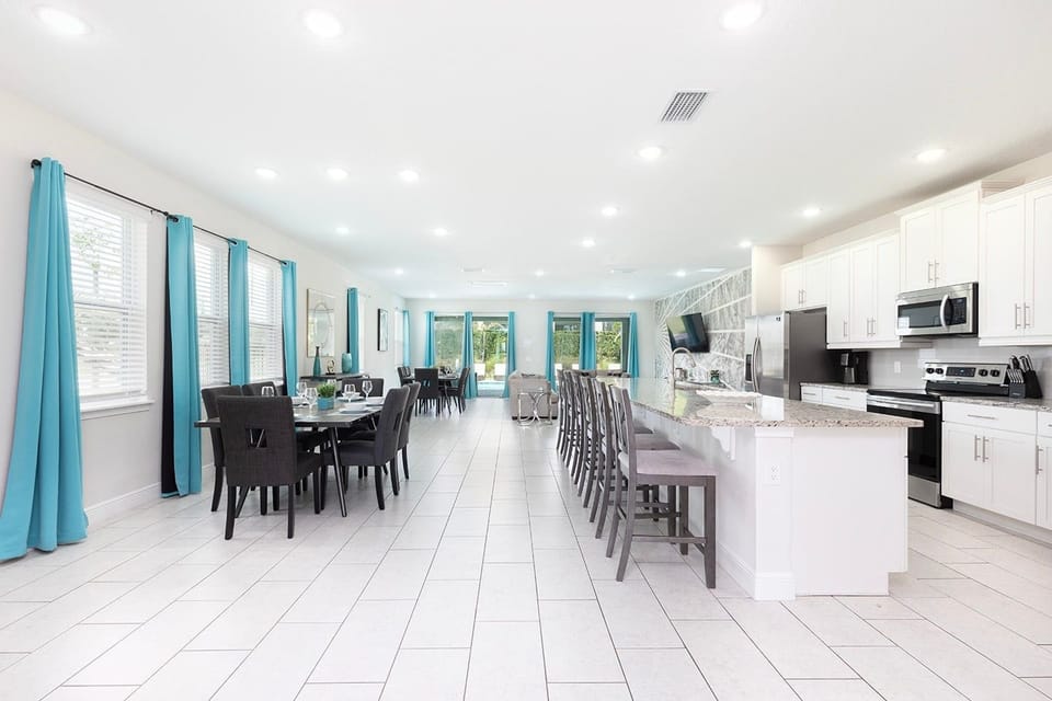 Villa, Multiple Beds, Pool View (EC355 - The Themepark Palace - HAW) | Private kitchen