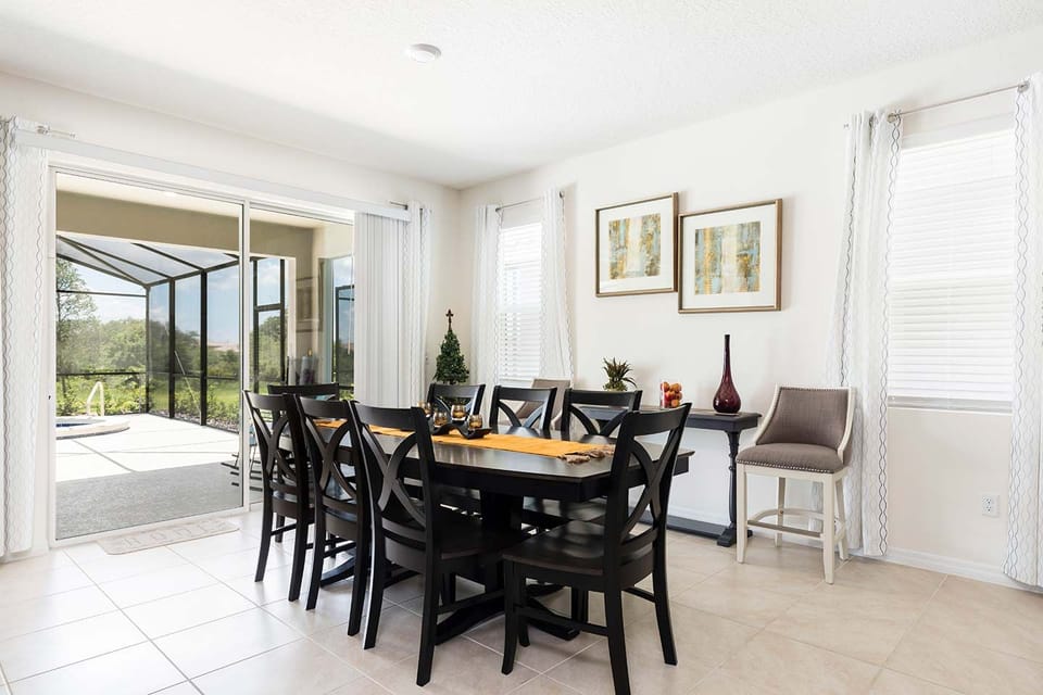 House, Multiple Beds, Pool View (ST101 - 0622) | 6 bedrooms, individually decorated, individually furnished, bed sheets