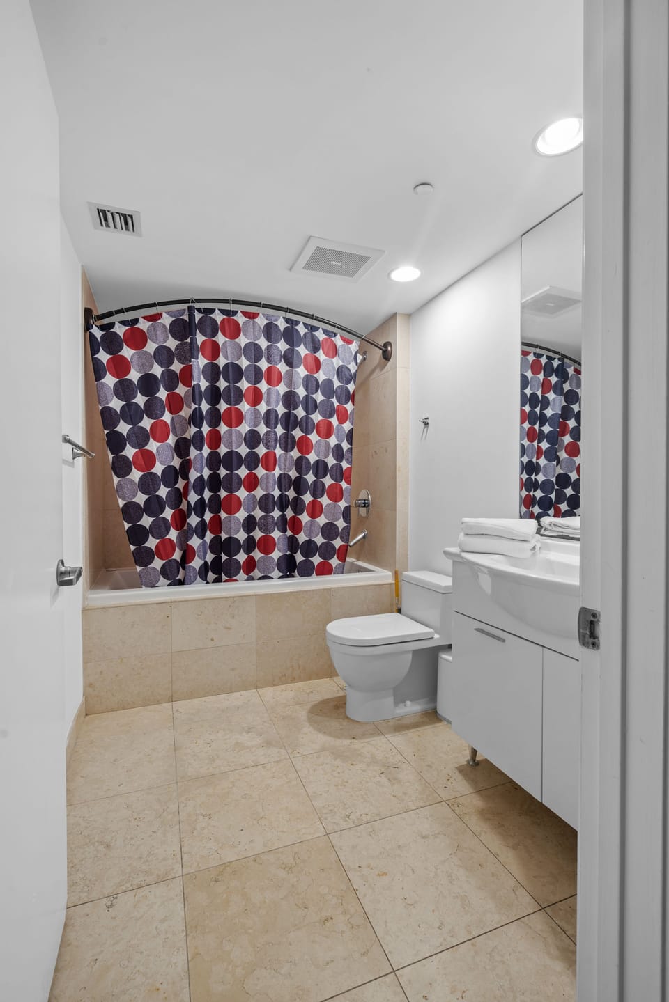 Studio in Miami/brickell Business District-icon Residences Apartment in Brickell