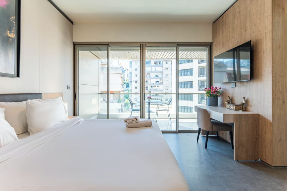 Maven Studio & Balcony in Jounieh Apartment in Africa