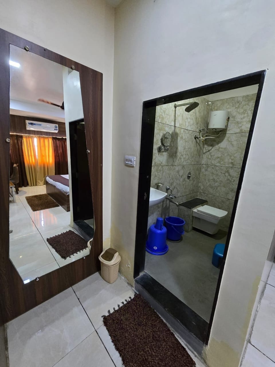 Hotel Guru Inn Hotel in Maharashtra
