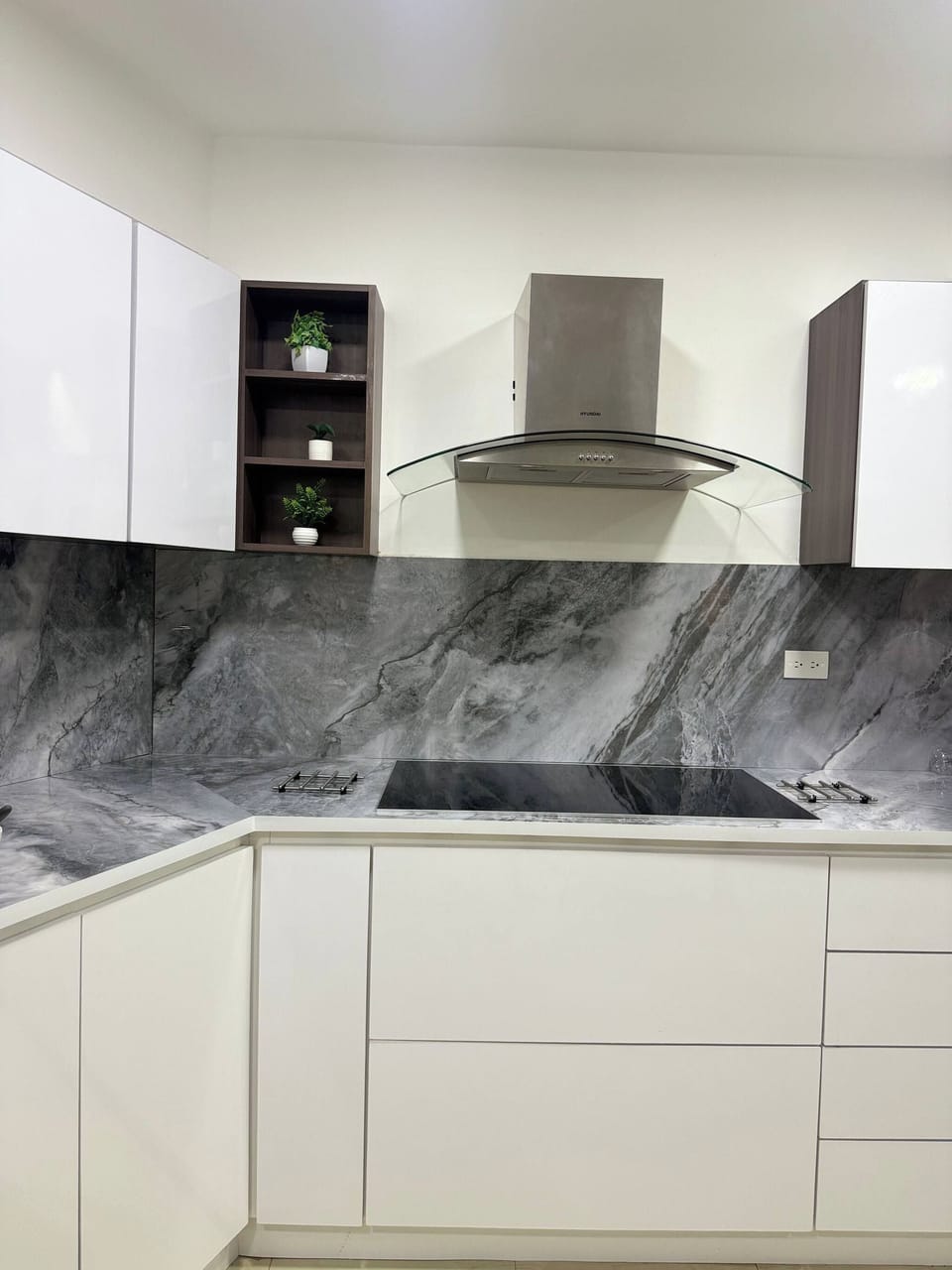 Apartment, 2 Bedrooms, Accessible, Smoking | Interior