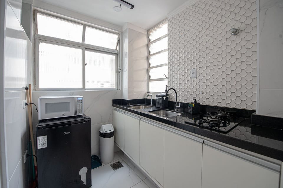 Comfort Apartment, City View | Private kitchen