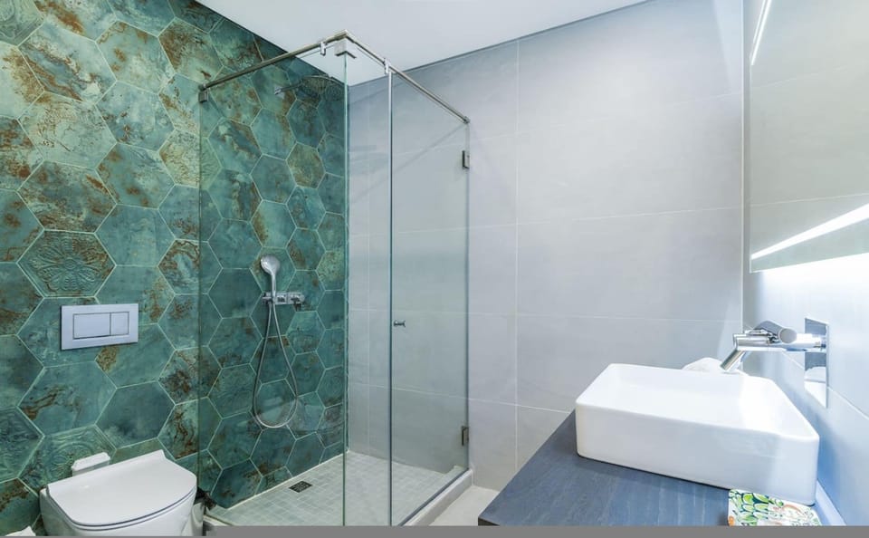 Luxury Townhouse in Lagos Old Town Rooftop Terrace House in Lagos