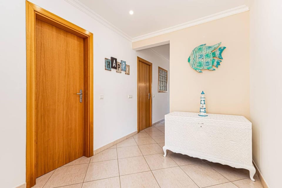 Happy Alvor Beach Pool Parking Apartment in Alvor