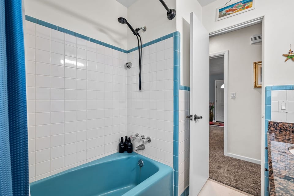 2416 Dunbar Avenue Cottage in Melbourne